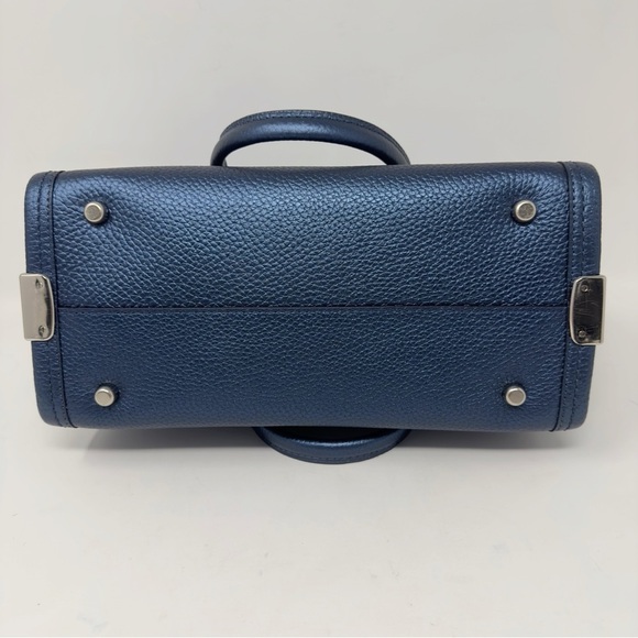 Coach Swagger Satchel - Picture 8 of 15